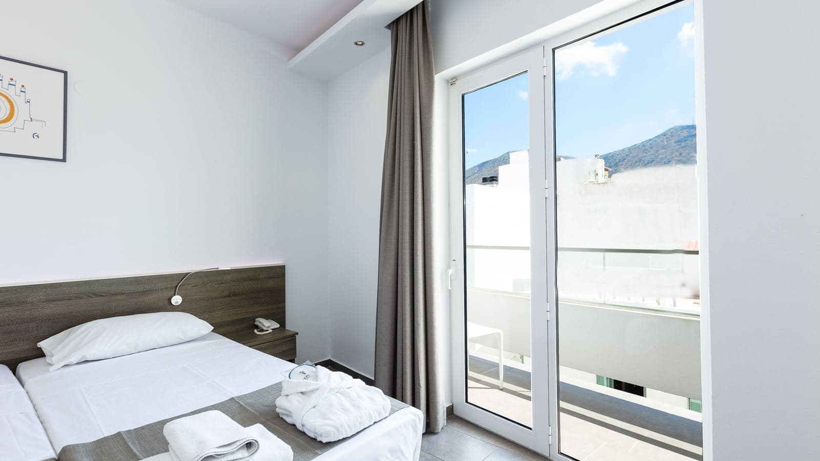 rooms-triple-room