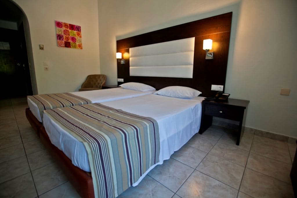 rooms-room-standard-singleuse-balcony-or-terrace