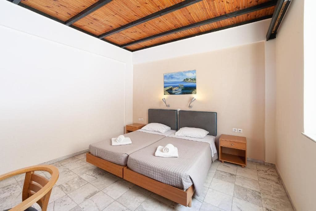 rooms-one-bedroom-apartment-sea-view