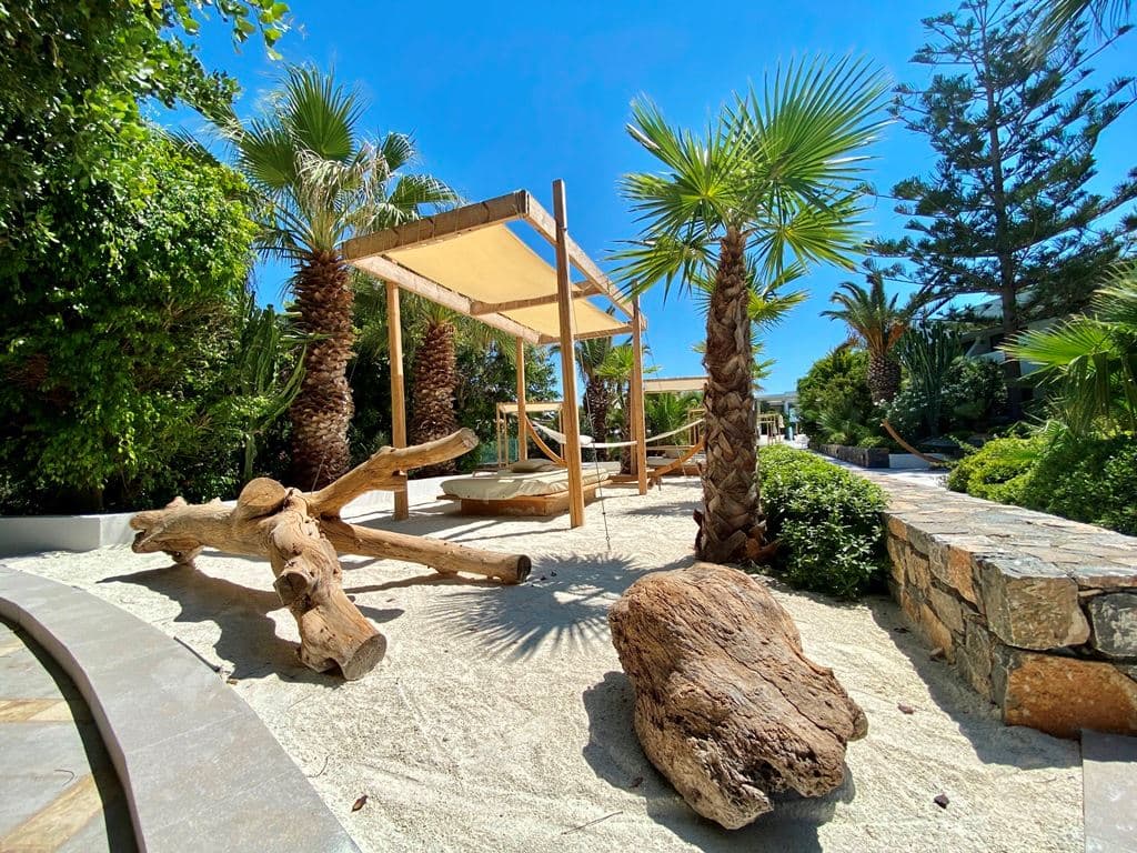 beach-main-building