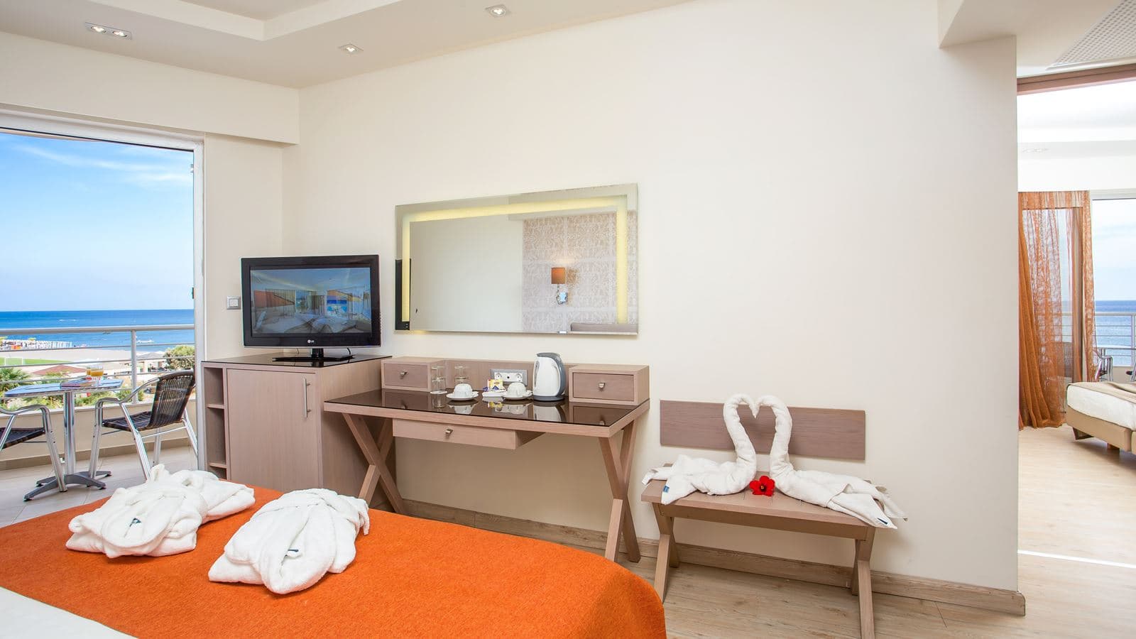 rooms-family-deluxe-suite