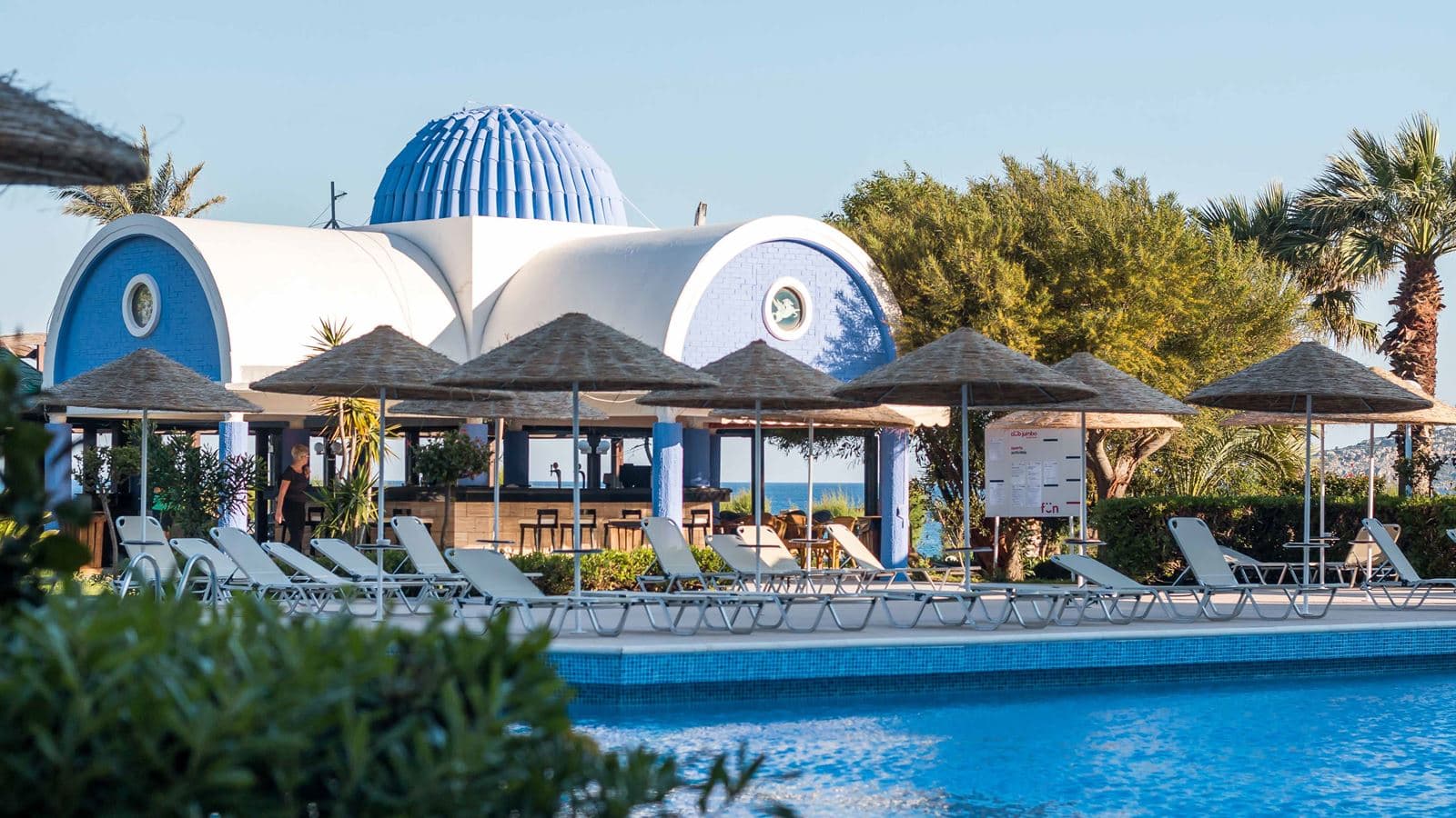 bars-pearl-pool-bar
