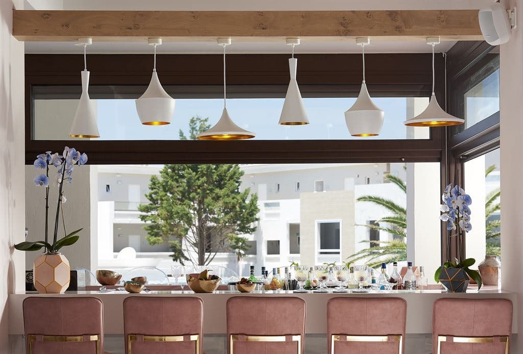 bars-main-bar