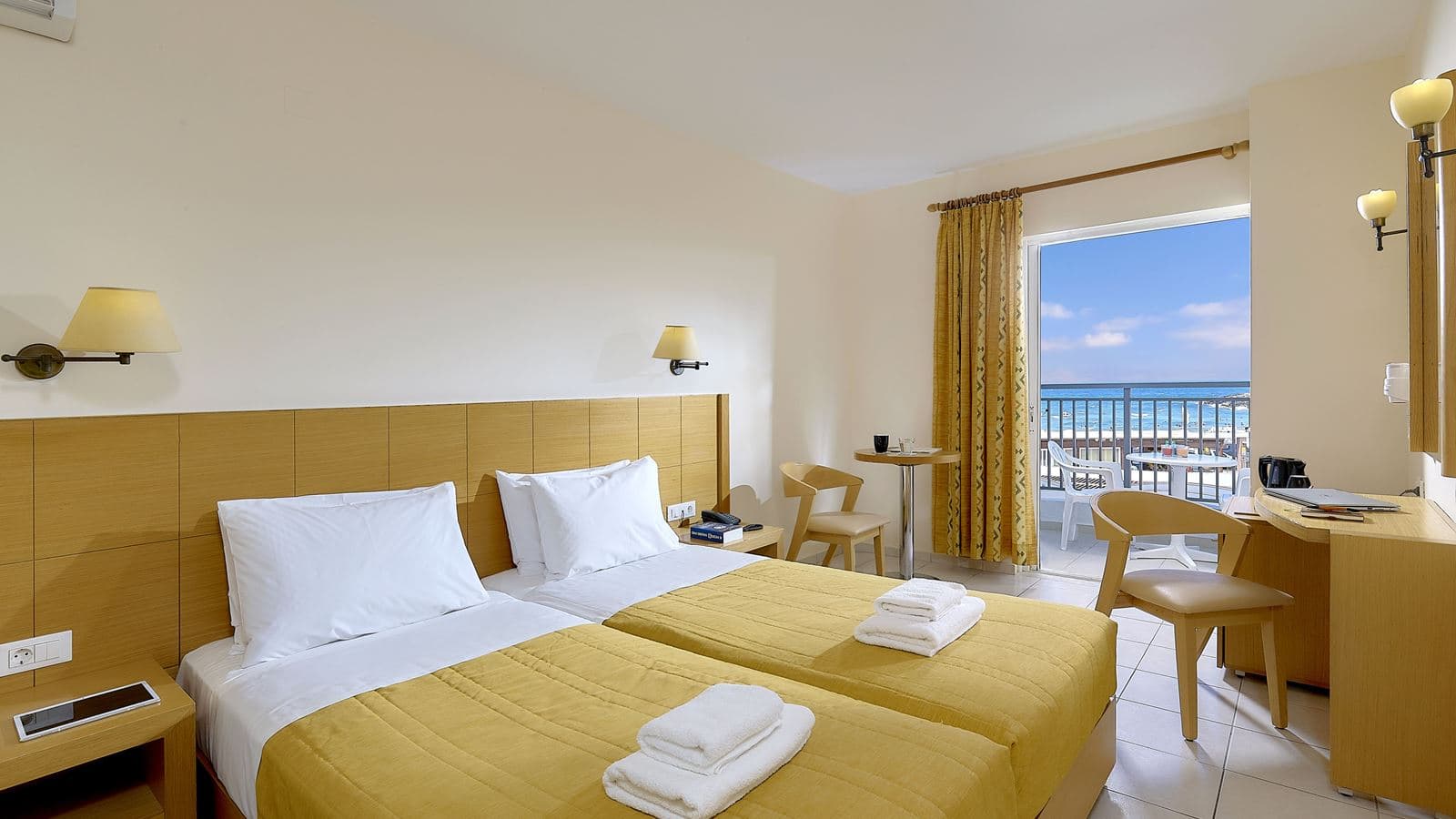 rooms-double-room-sea-view