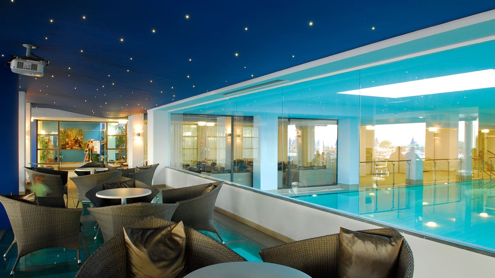 bars-pool-bar-blue