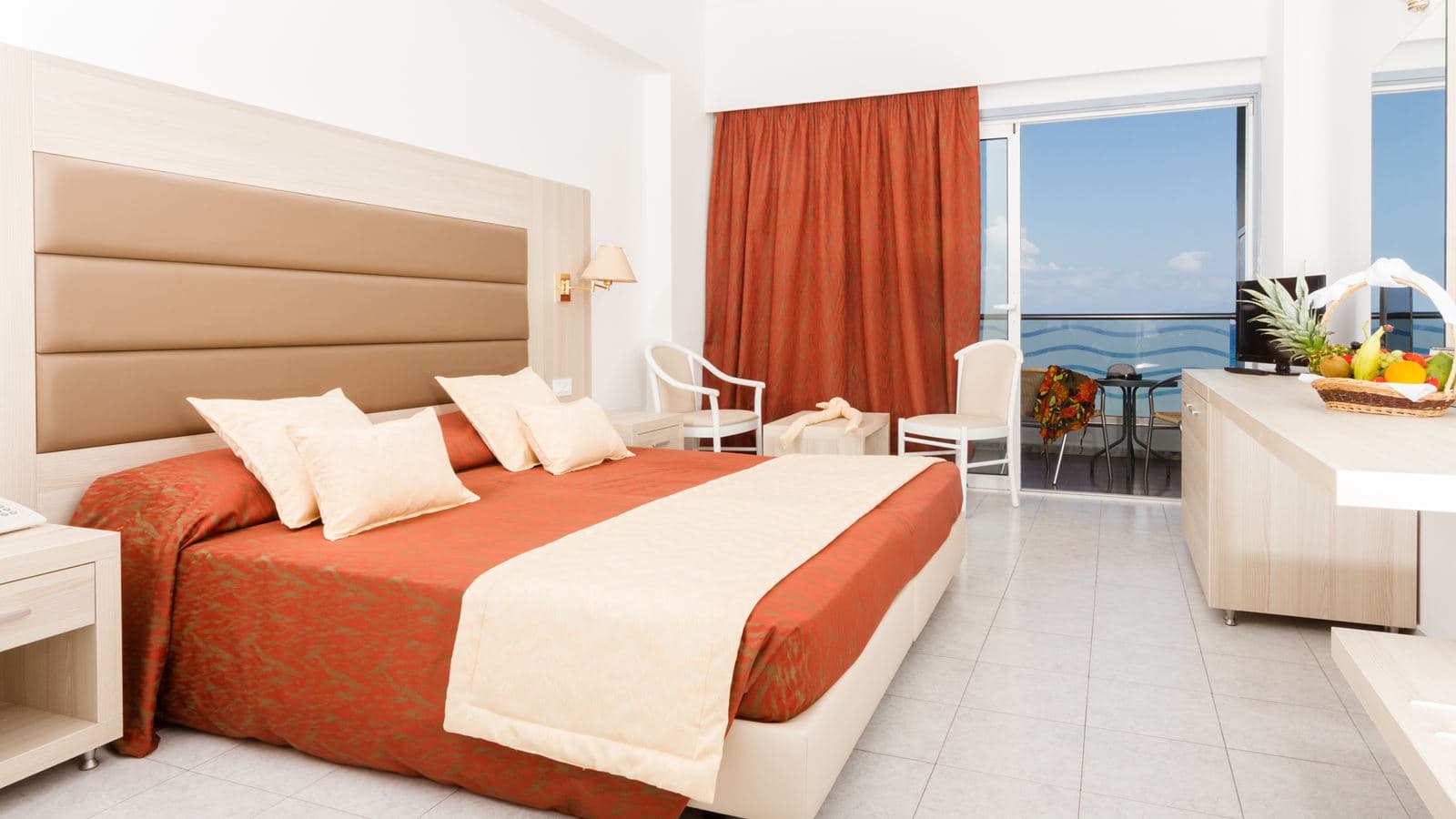 rooms-family-room