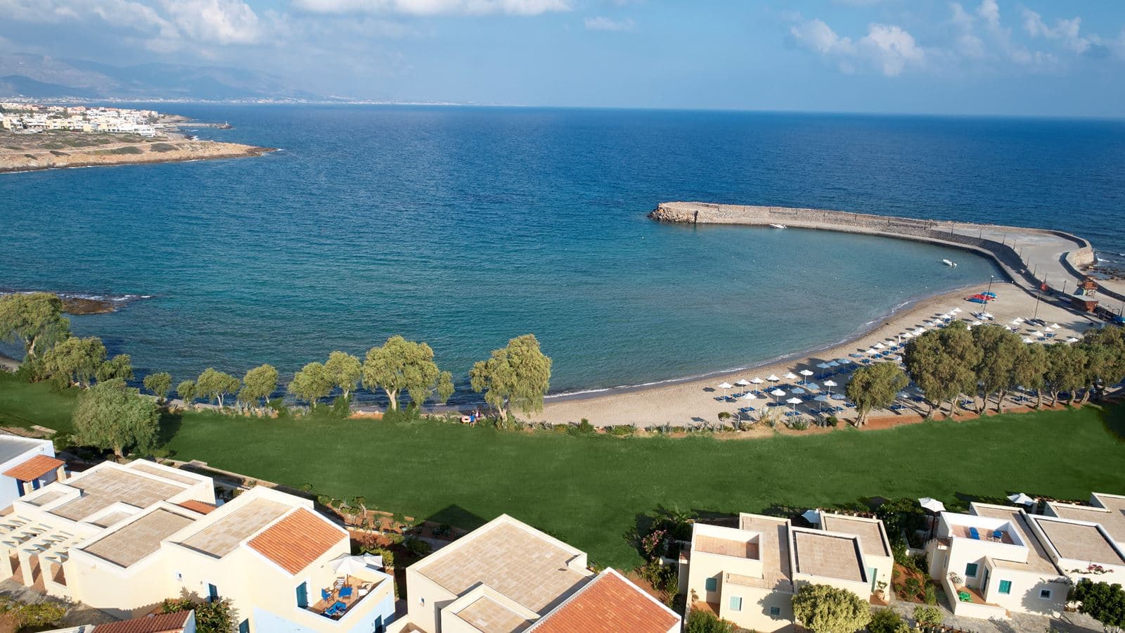 rooms-bungalow-suite-sea-front