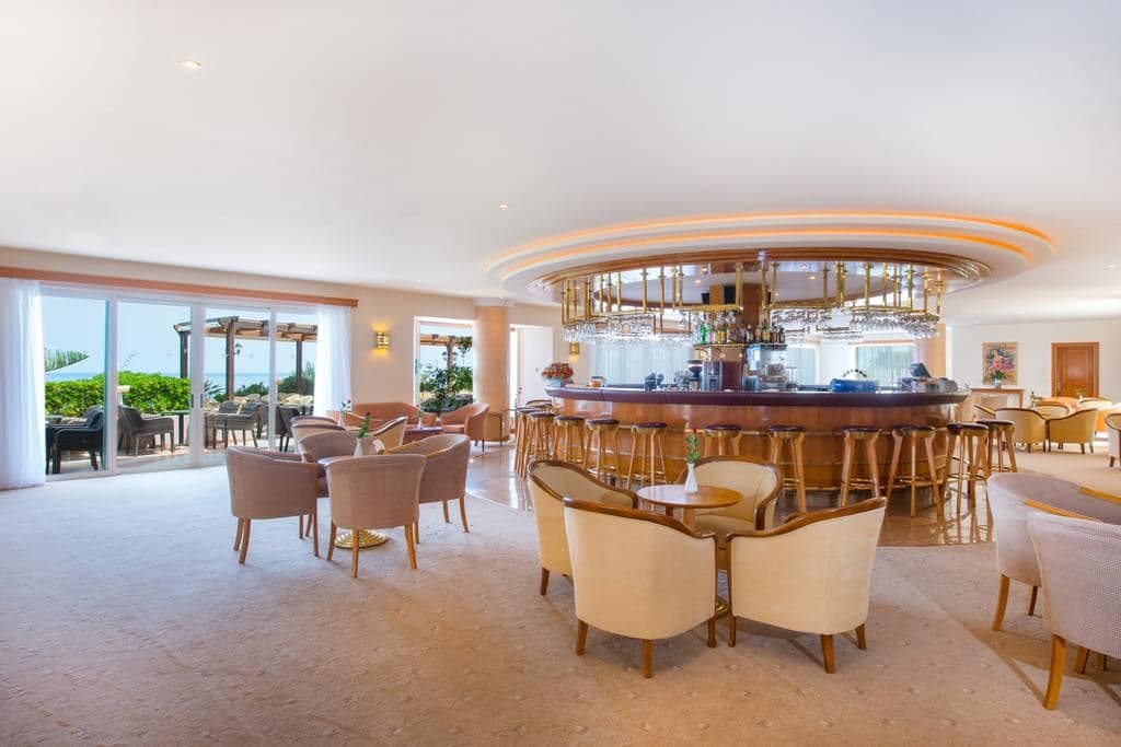bars-marine-lobby-bar