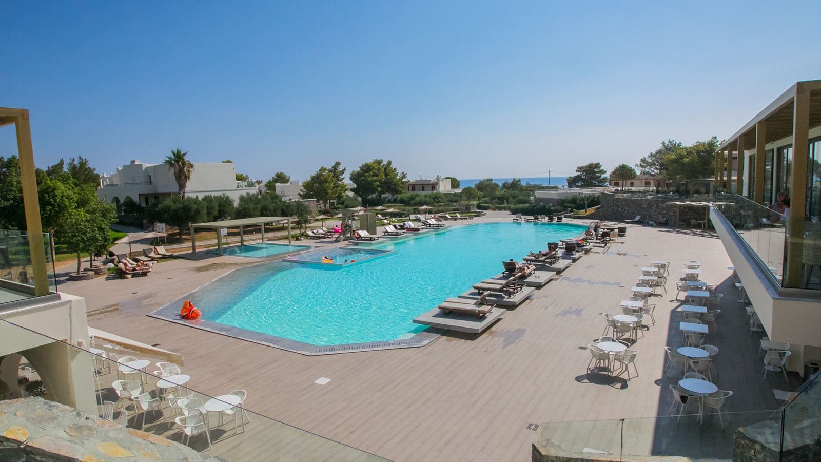 pools-outdoor-pool