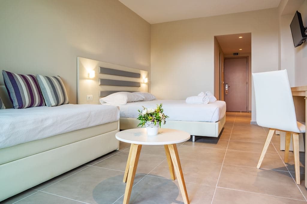 rooms-twin-inland-view-room