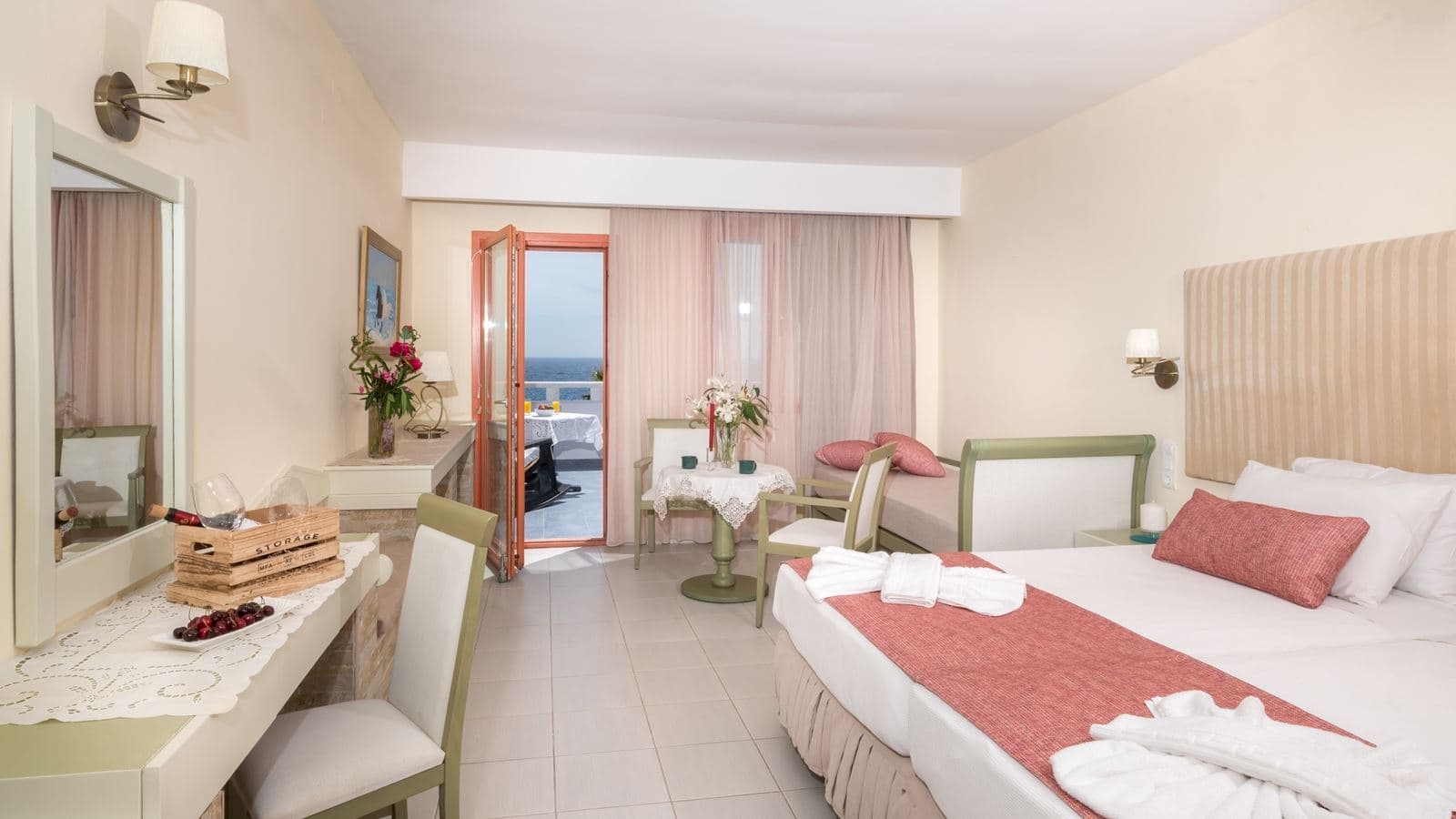 rooms-twin-room