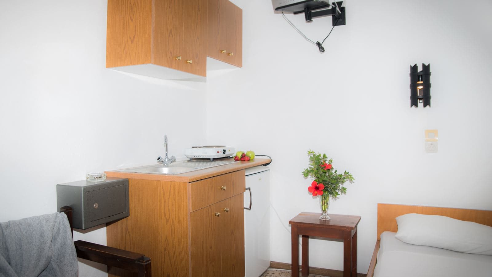 rooms-double-standard-with-kitchenette