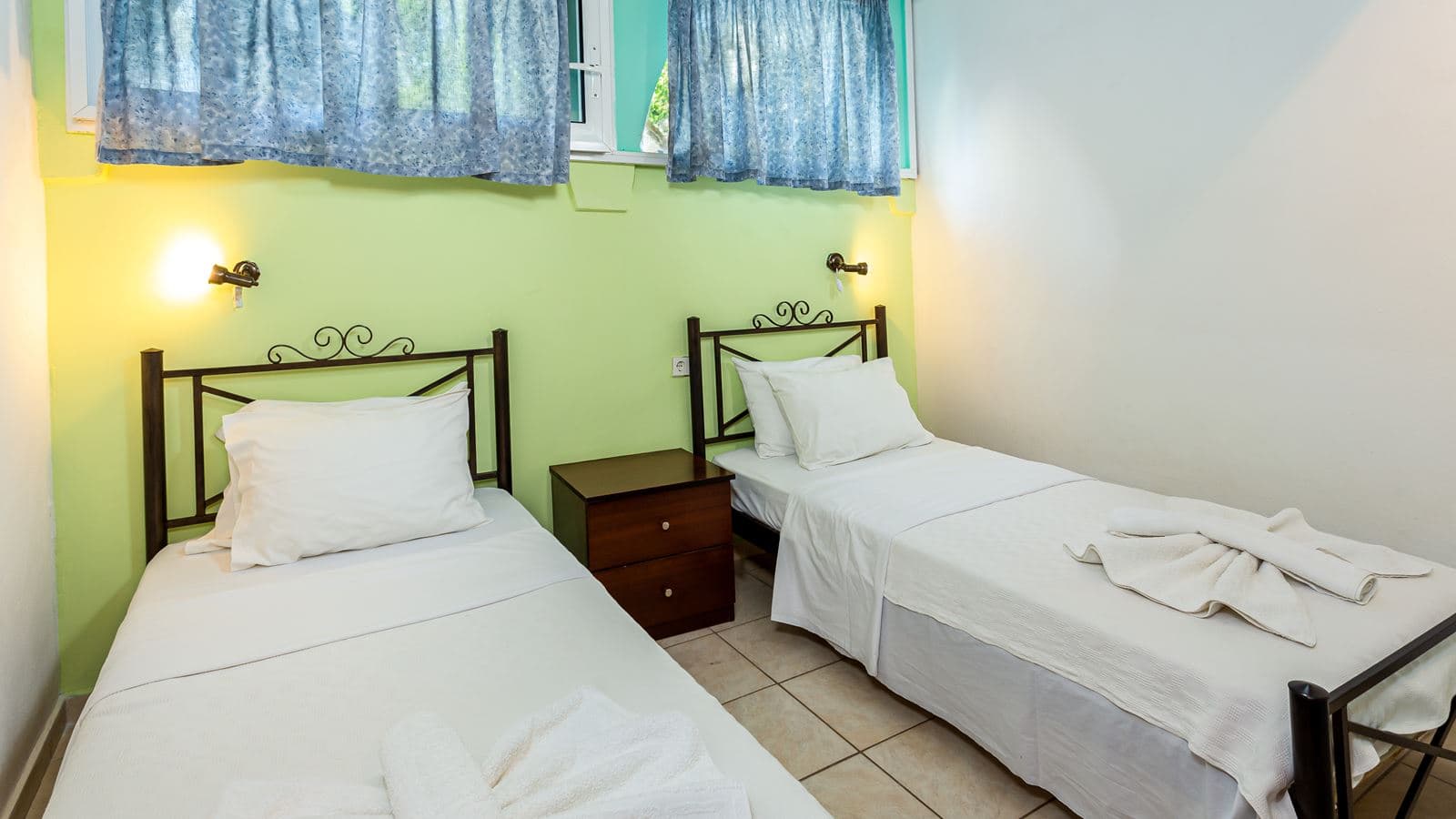rooms-family-apartment-ground-floor