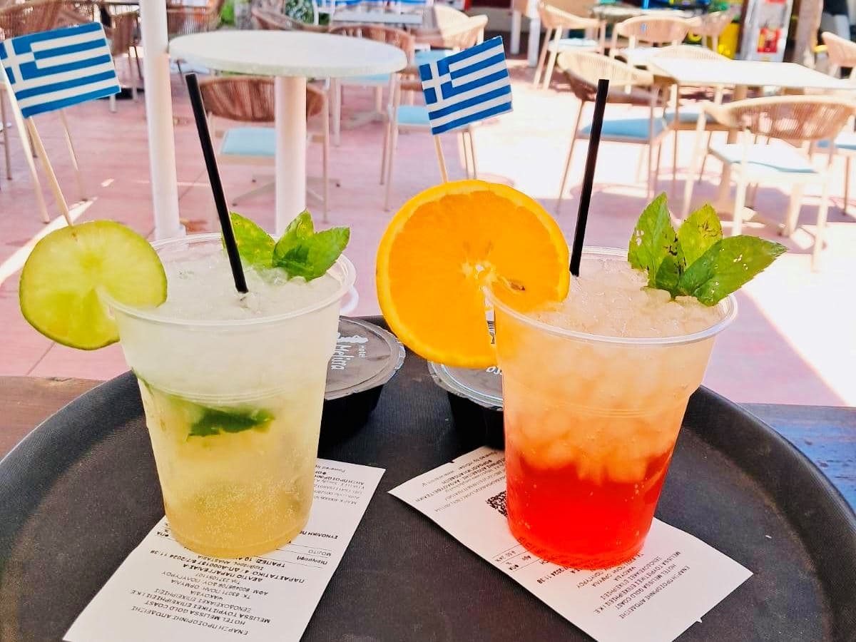 bars-beach-bar-melissa-gold-coast
