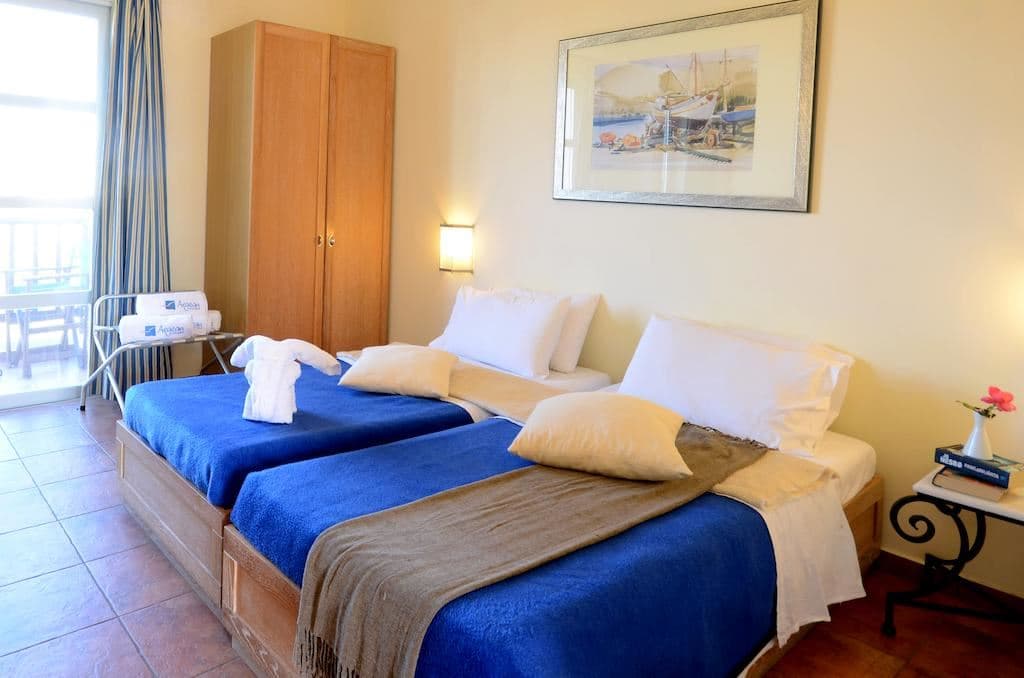 rooms-studio-room