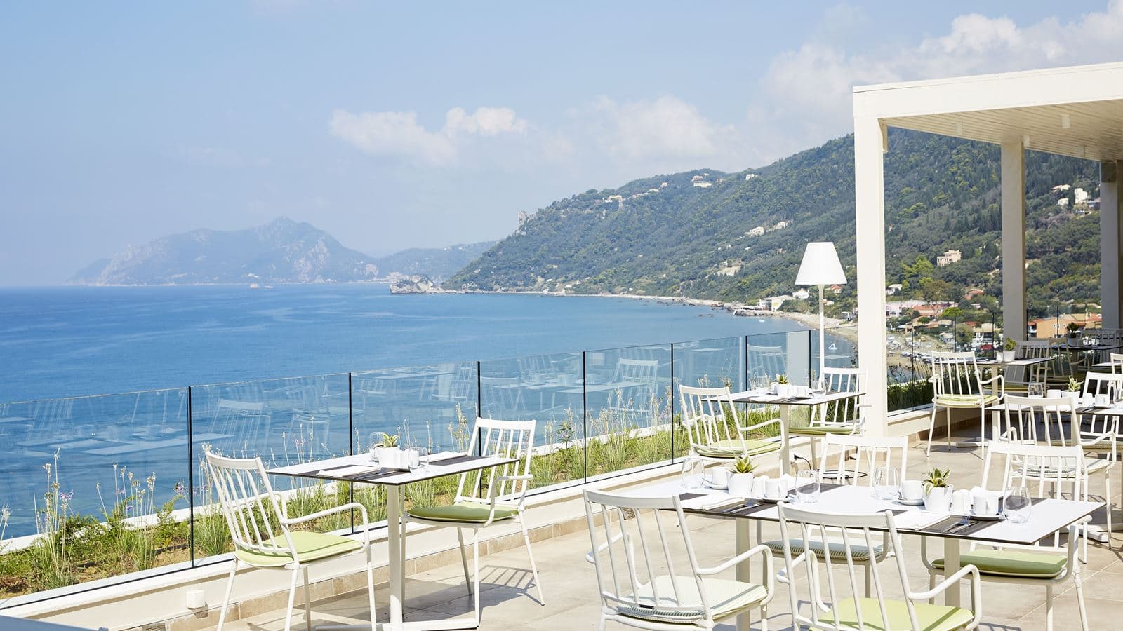 restaurants-androniki-main-restaurant
