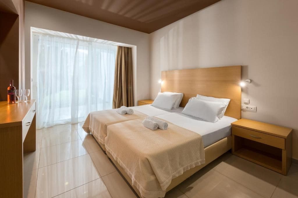 rooms-classic-double-room