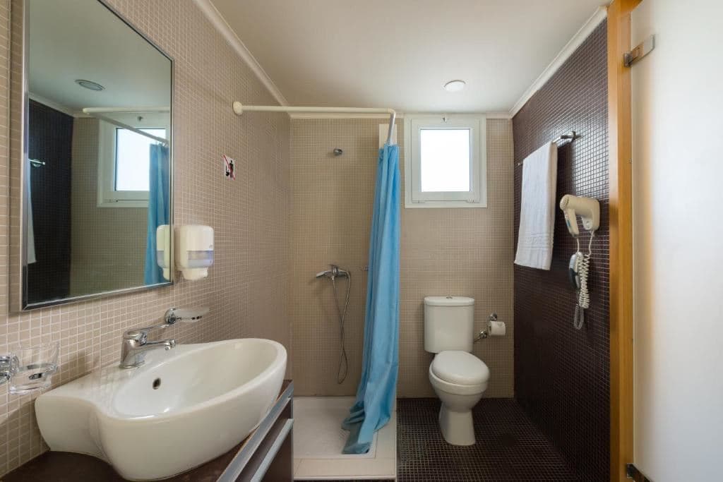 rooms-open-plan-family-room