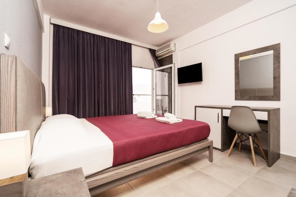 rooms-superior-room
