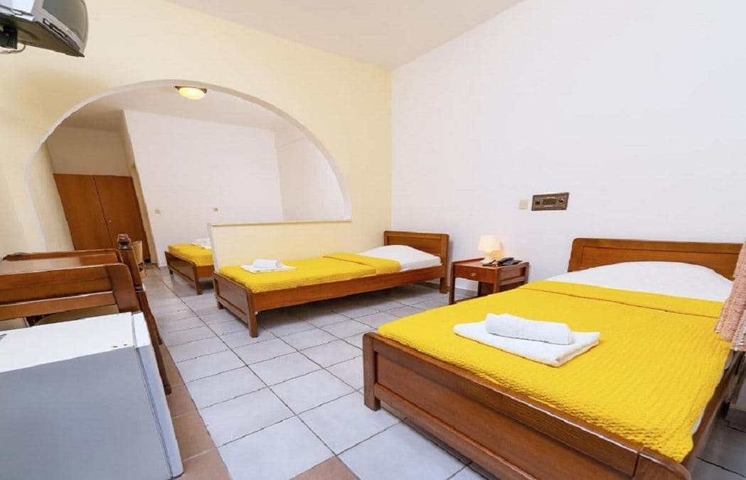 rooms-quad-room