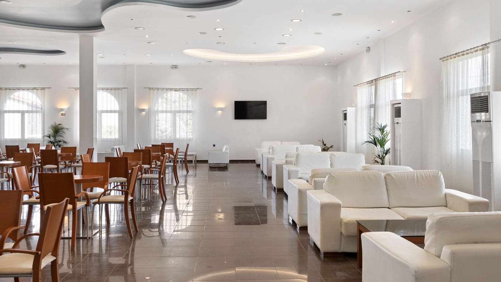 bars-pan-lobby-bar