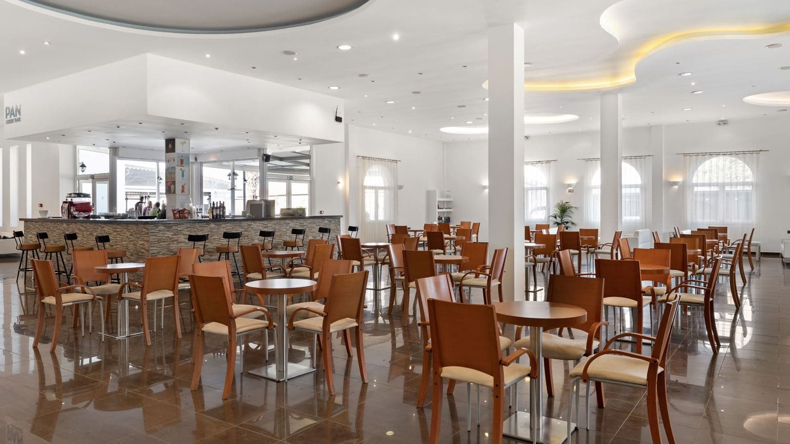 bars-pan-lobby-bar
