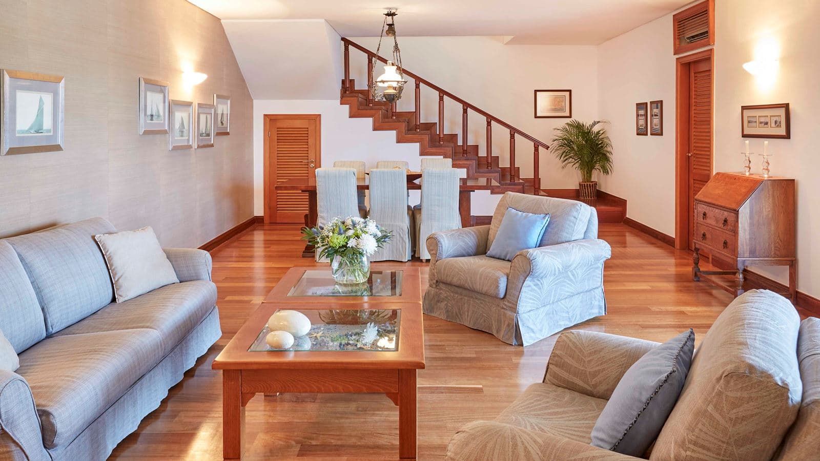 rooms-the-presidential-suite-waterfront-with-a-private-heated-pool