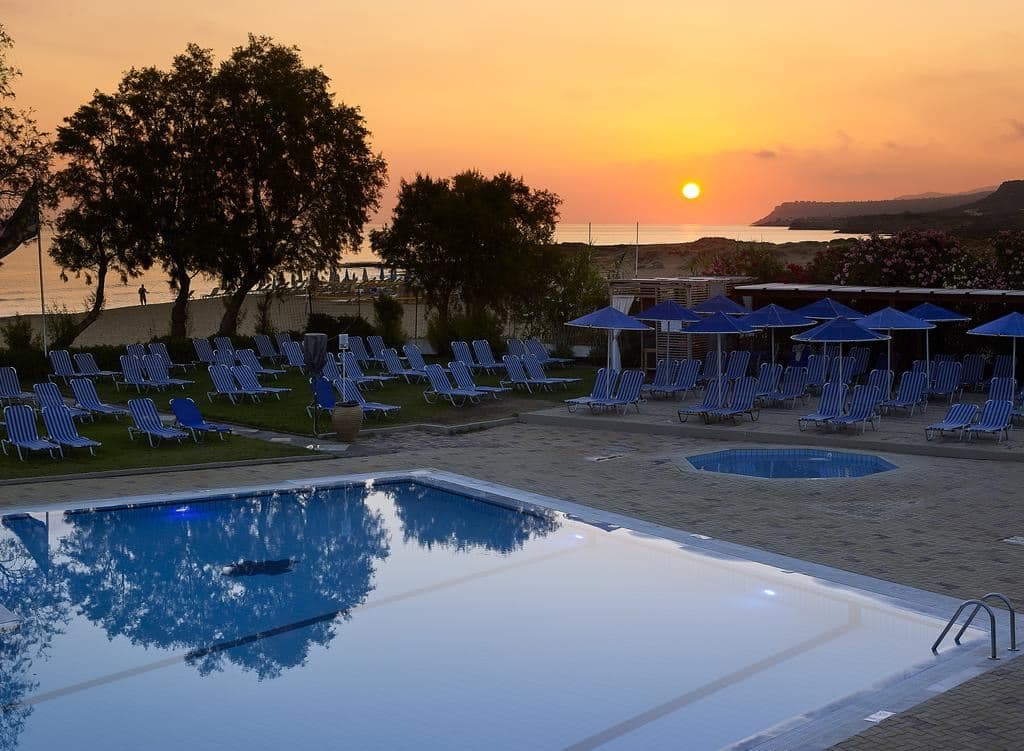 pools-outdoor-pool