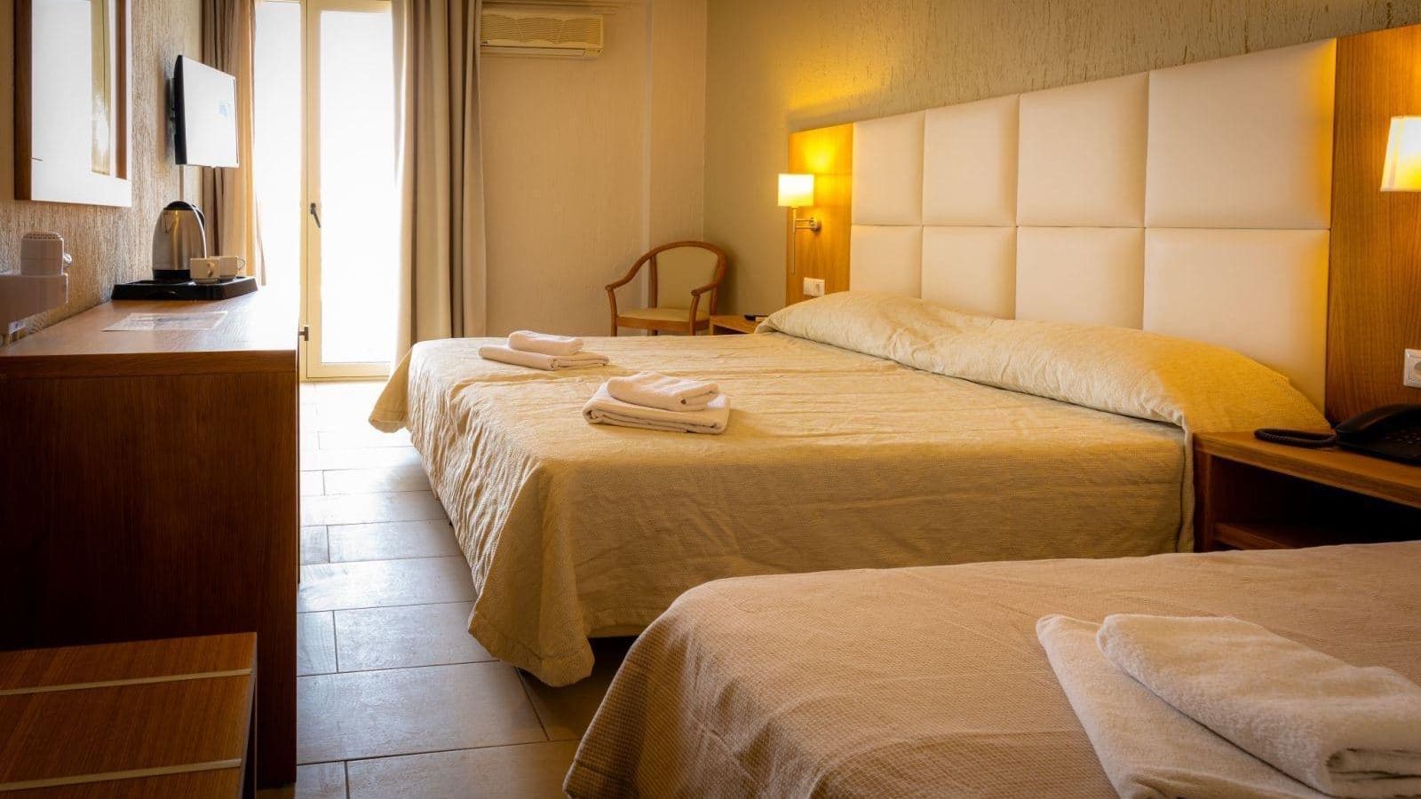 rooms-double-room