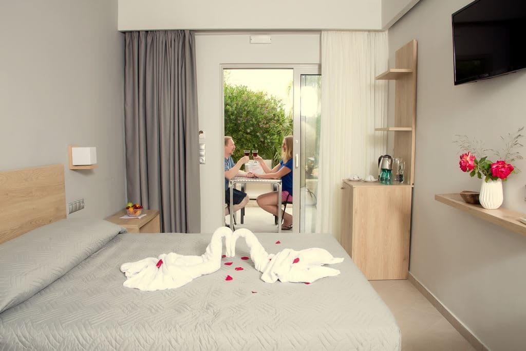 rooms-superior-room