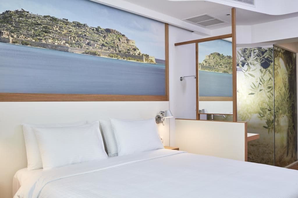 rooms-urban-room