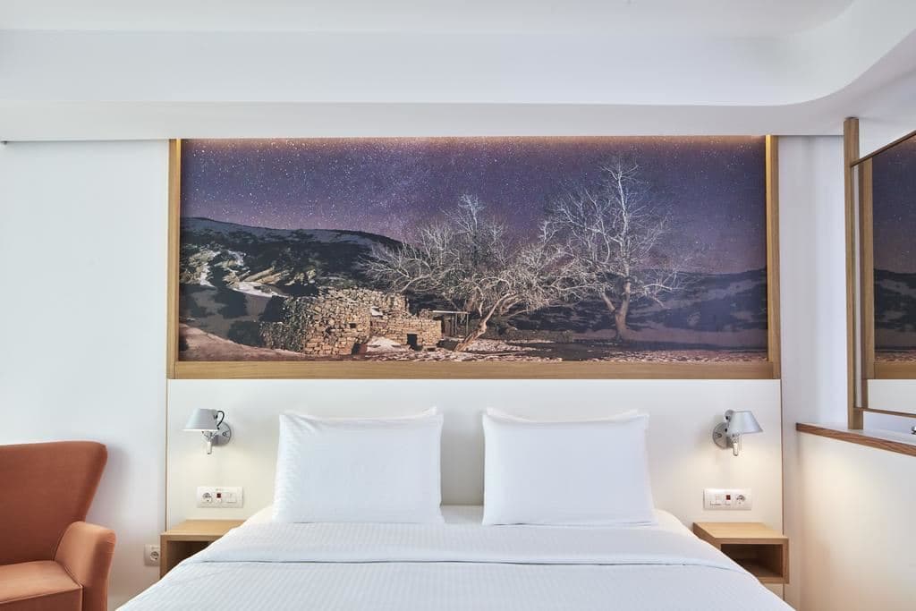 rooms-urban-room