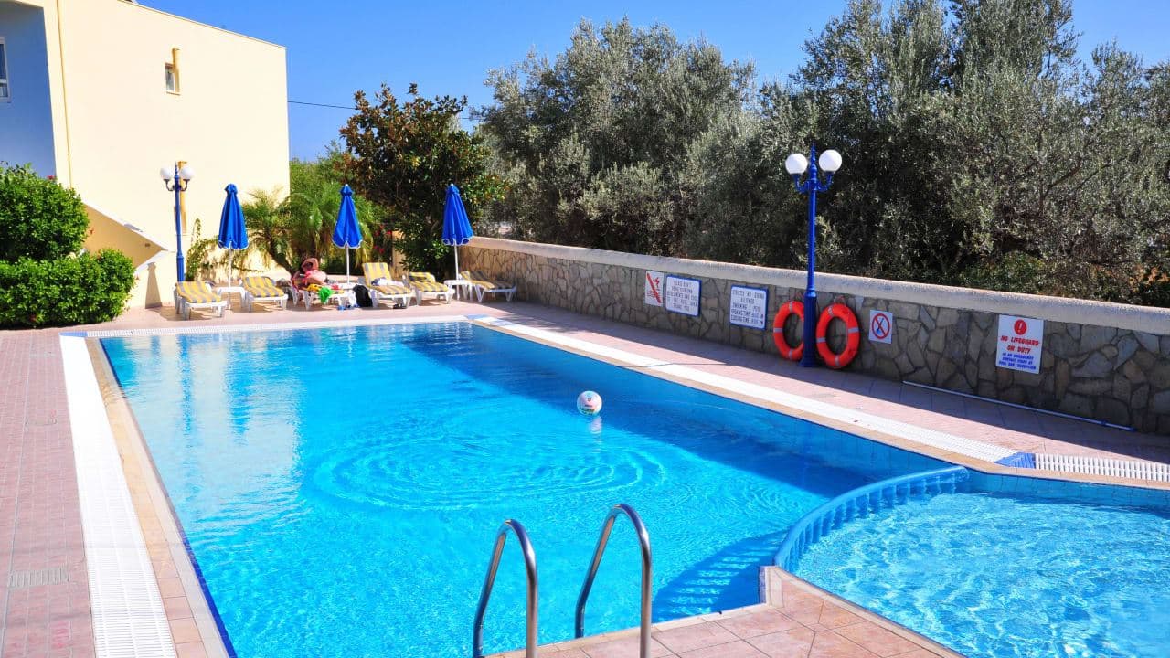 pools-outdoor-pool