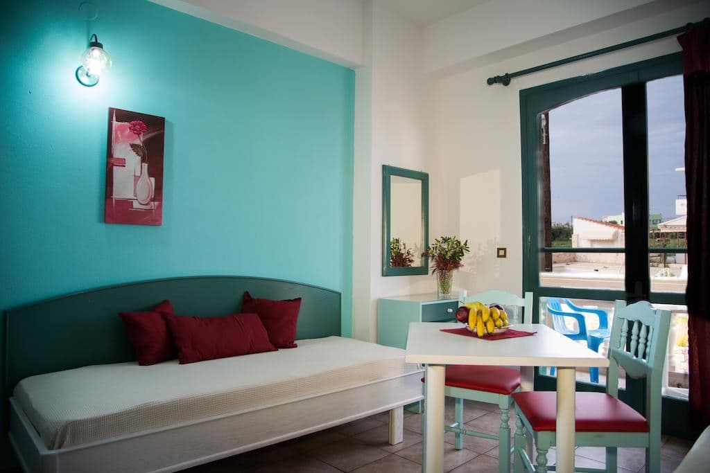 rooms-1-bedroom-apartment-balcony-or-terrace