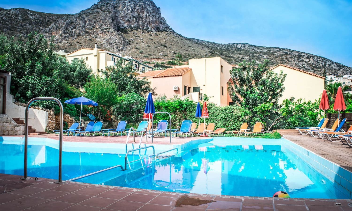 pools-outdoor-pool