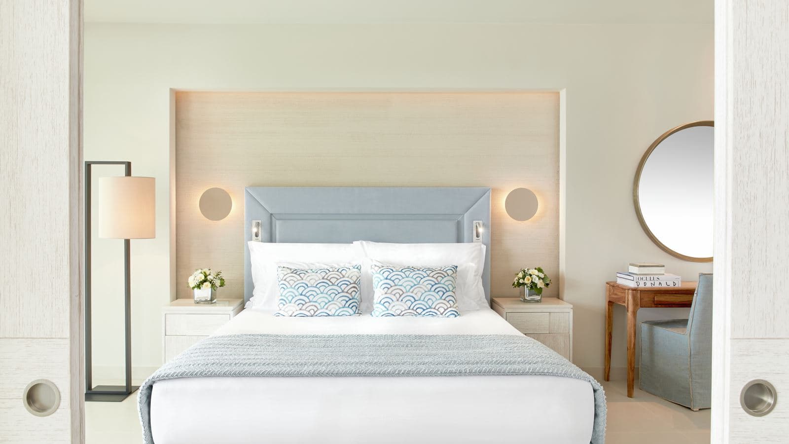 rooms-deluxe-two-bedroom-suite-sea-view