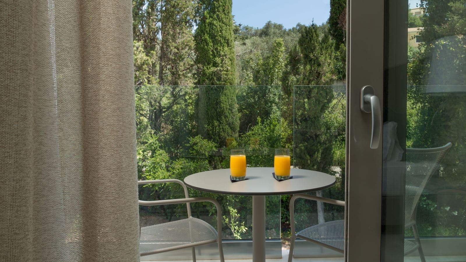 rooms-superior-double-inland-view