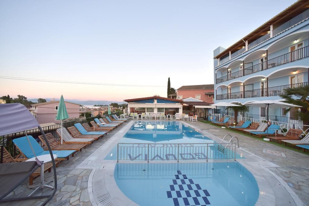 pools-outdoor-pool