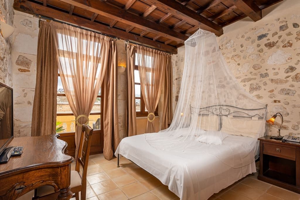 rooms-superior-double-room