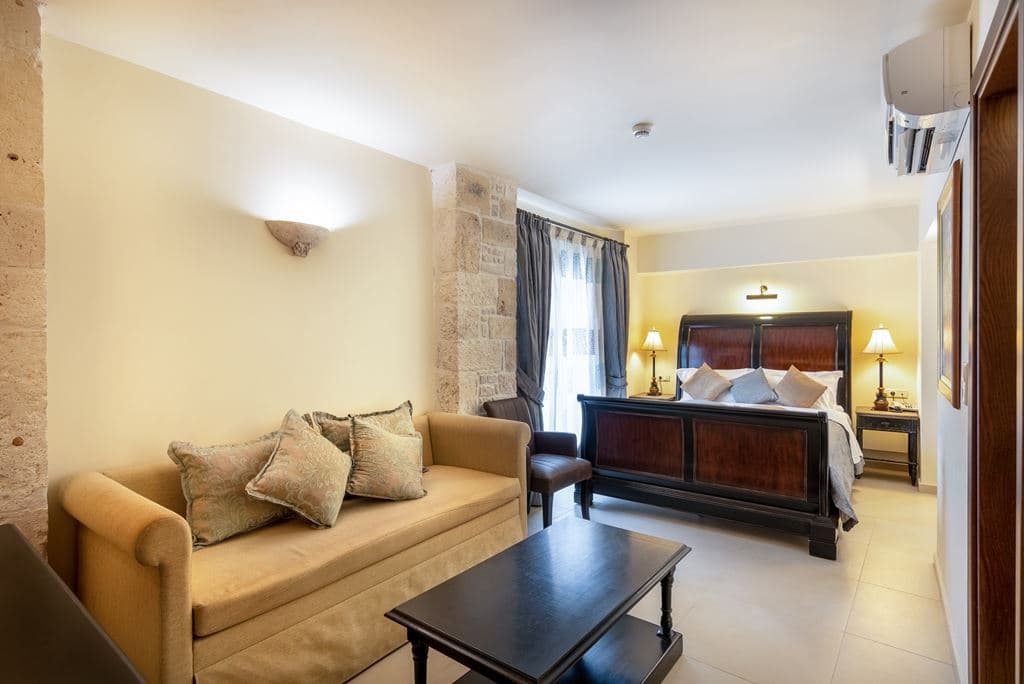 rooms-junior-suite