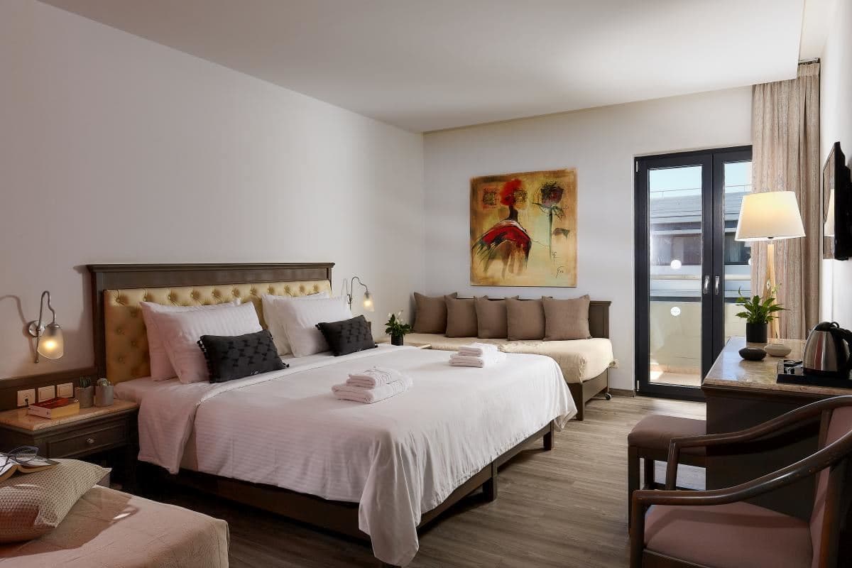 rooms-deluxe-family-1-bedroom