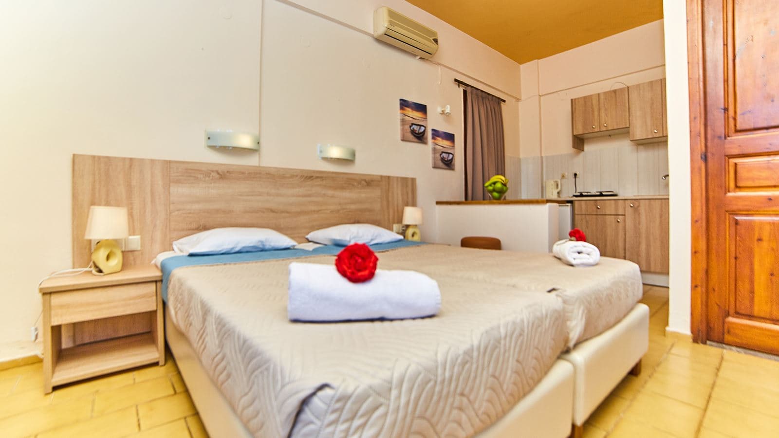 rooms-studio-standard-double-gardenview-balcony-or-terrace