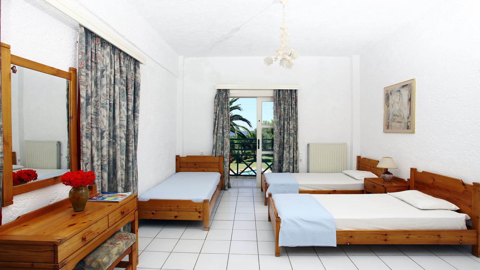 rooms-studio-standard-triple-balcony-or-terrace