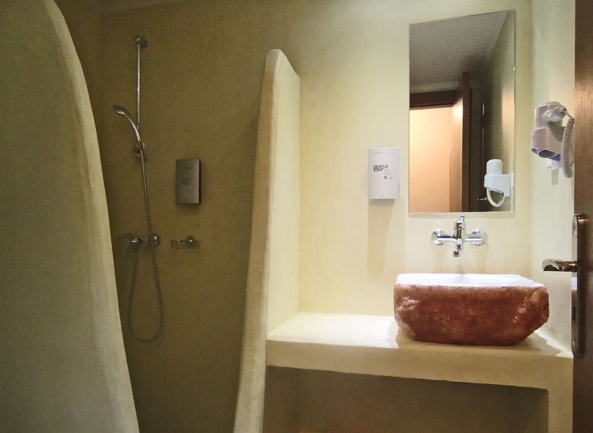 rooms-double-room