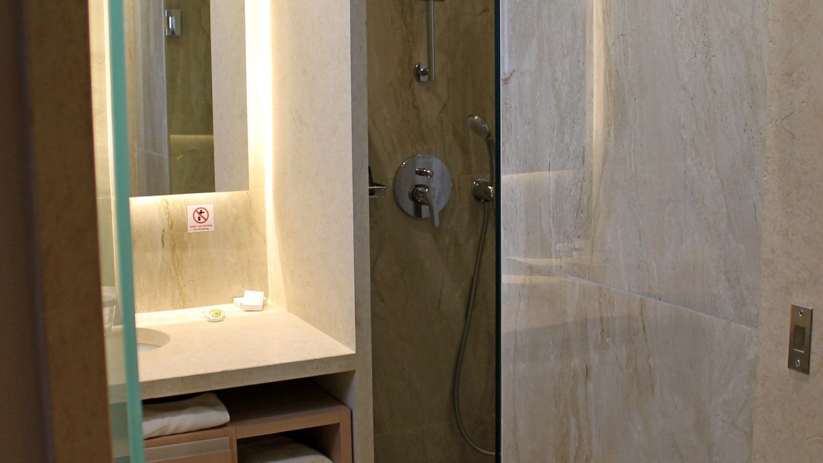 rooms-junior-suite
