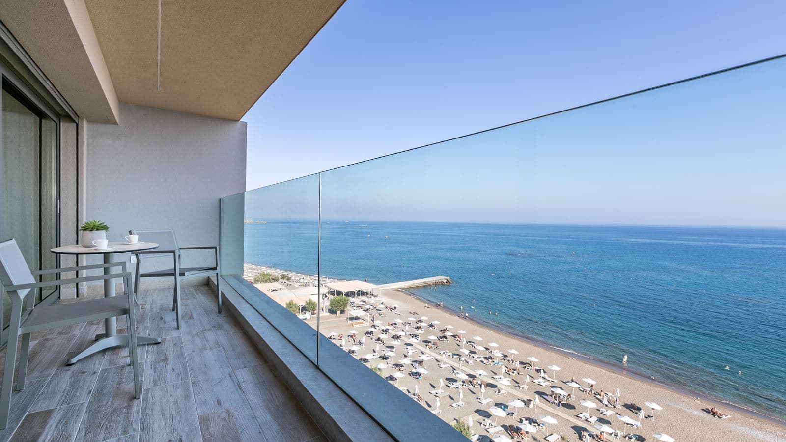 rooms-sea-view-deluxe-suite