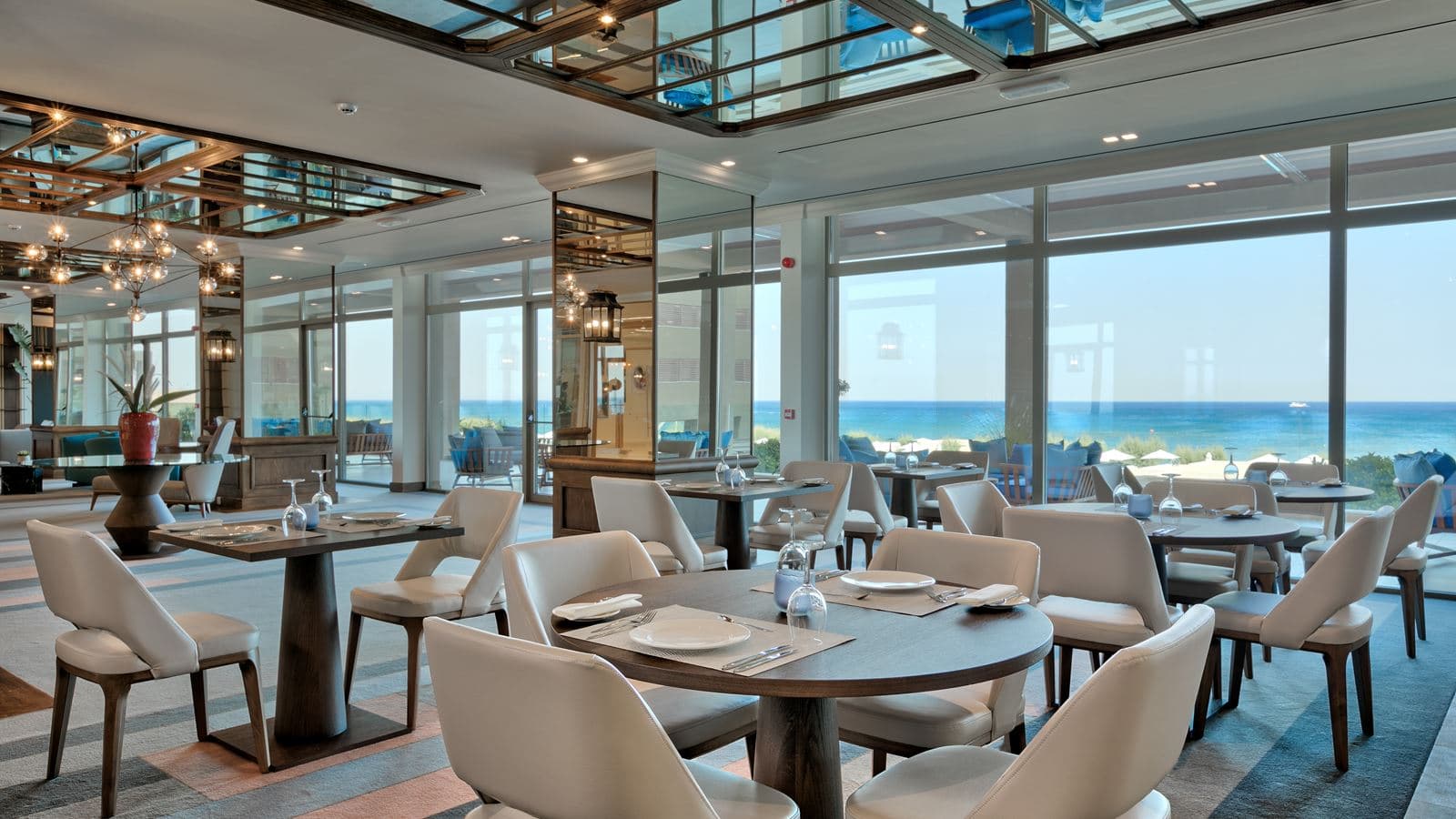 bars-executive-lounge