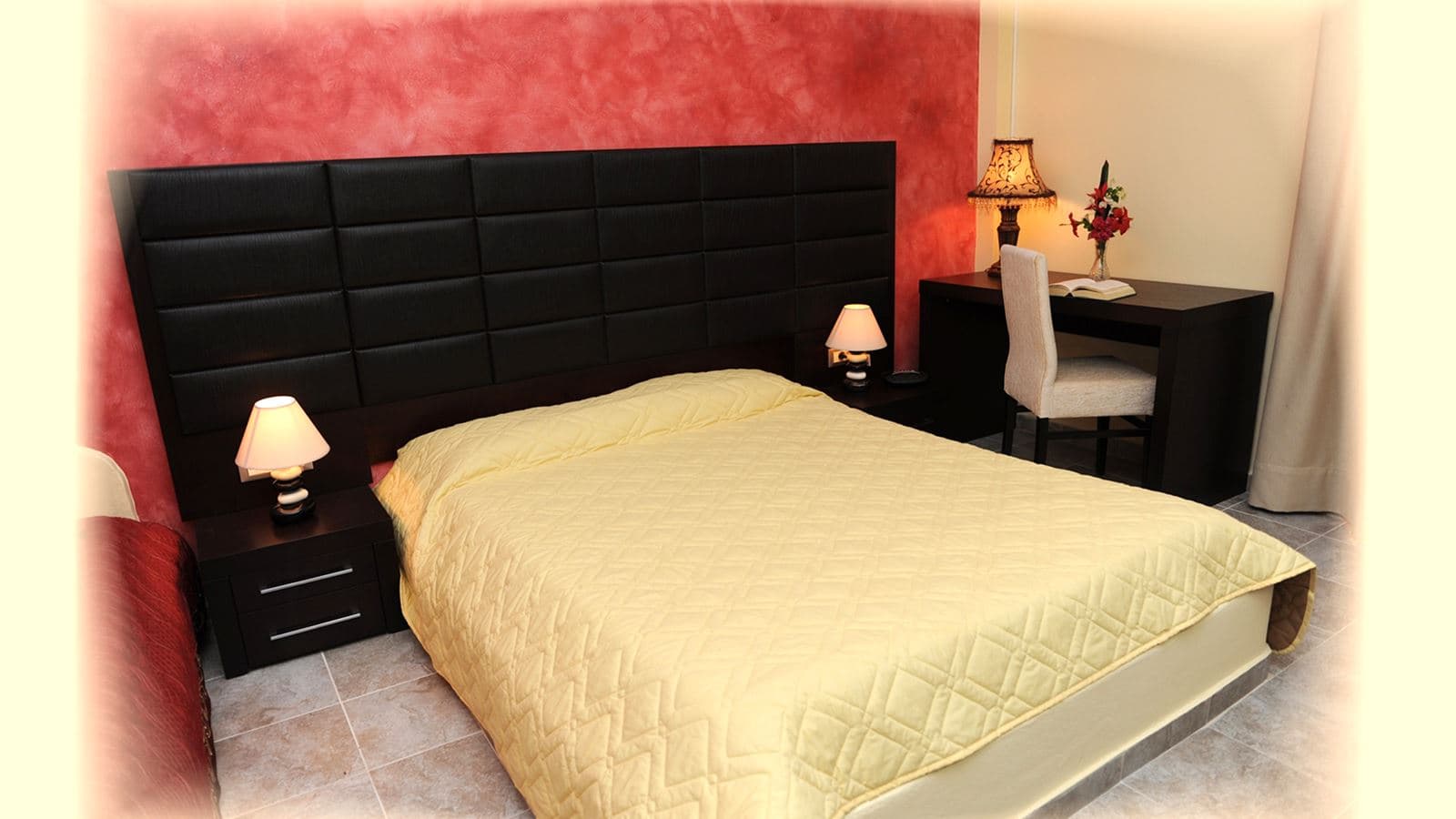 rooms-double-standard-room-balcony