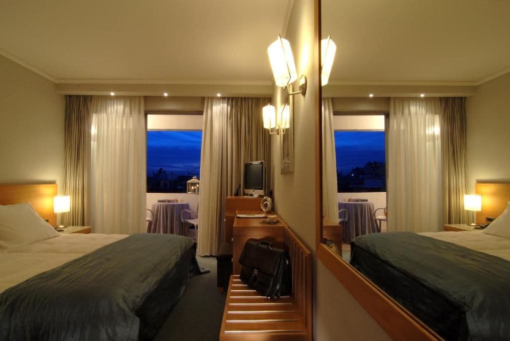 rooms-double-or-twin-queen-size-bed