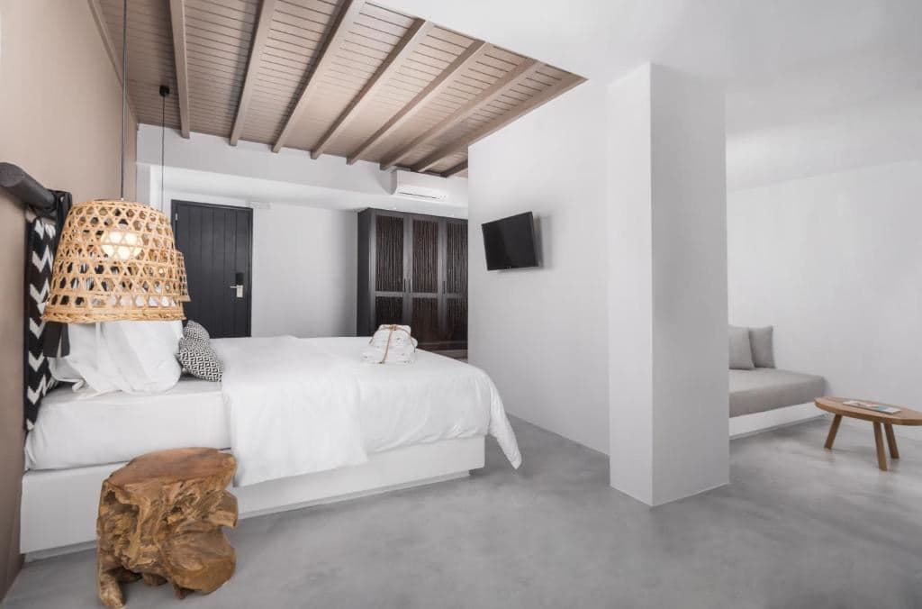 rooms-junior-suite-with-private-pool